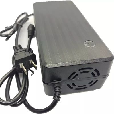 UL GS PSE SAA CE D Tap Plug Máy tính xách tay toàn cầu Bộ sạc pin ô tô Li Ion 16.8V 3A